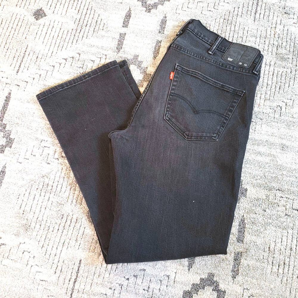 Levi's 559 men's Black Relaxed Straight Jeans size 38